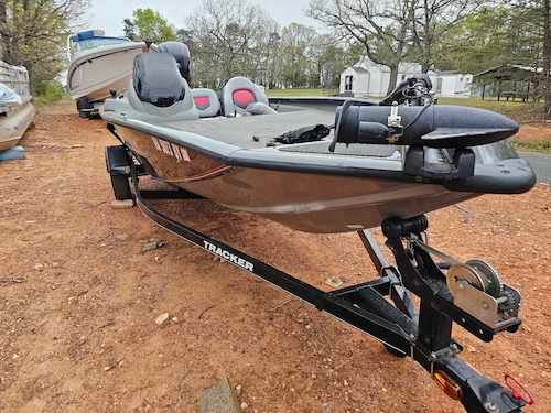 Front view of 2015 Bass Tracker 175 TXW on trailer